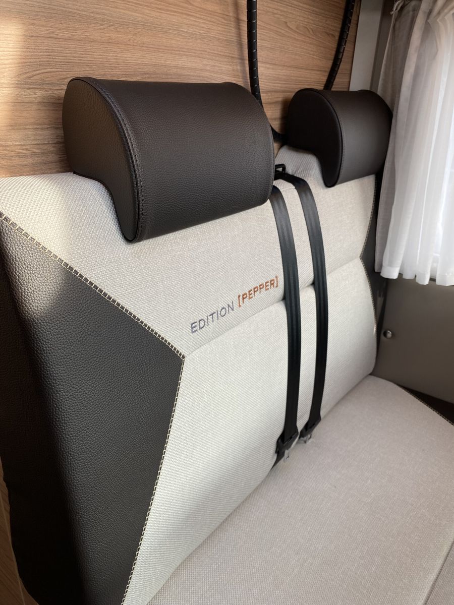 Fahrzeugabbildung Weinsberg CaraCompact MB EDITION PEPPER 640 MEG