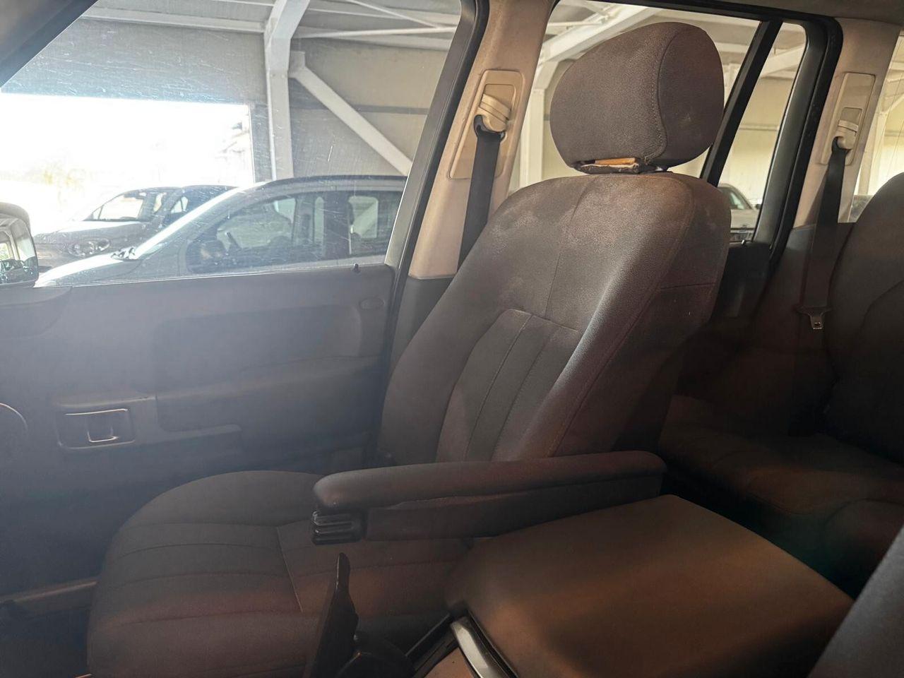 Land Rover Range Rover 2004 — photo 8