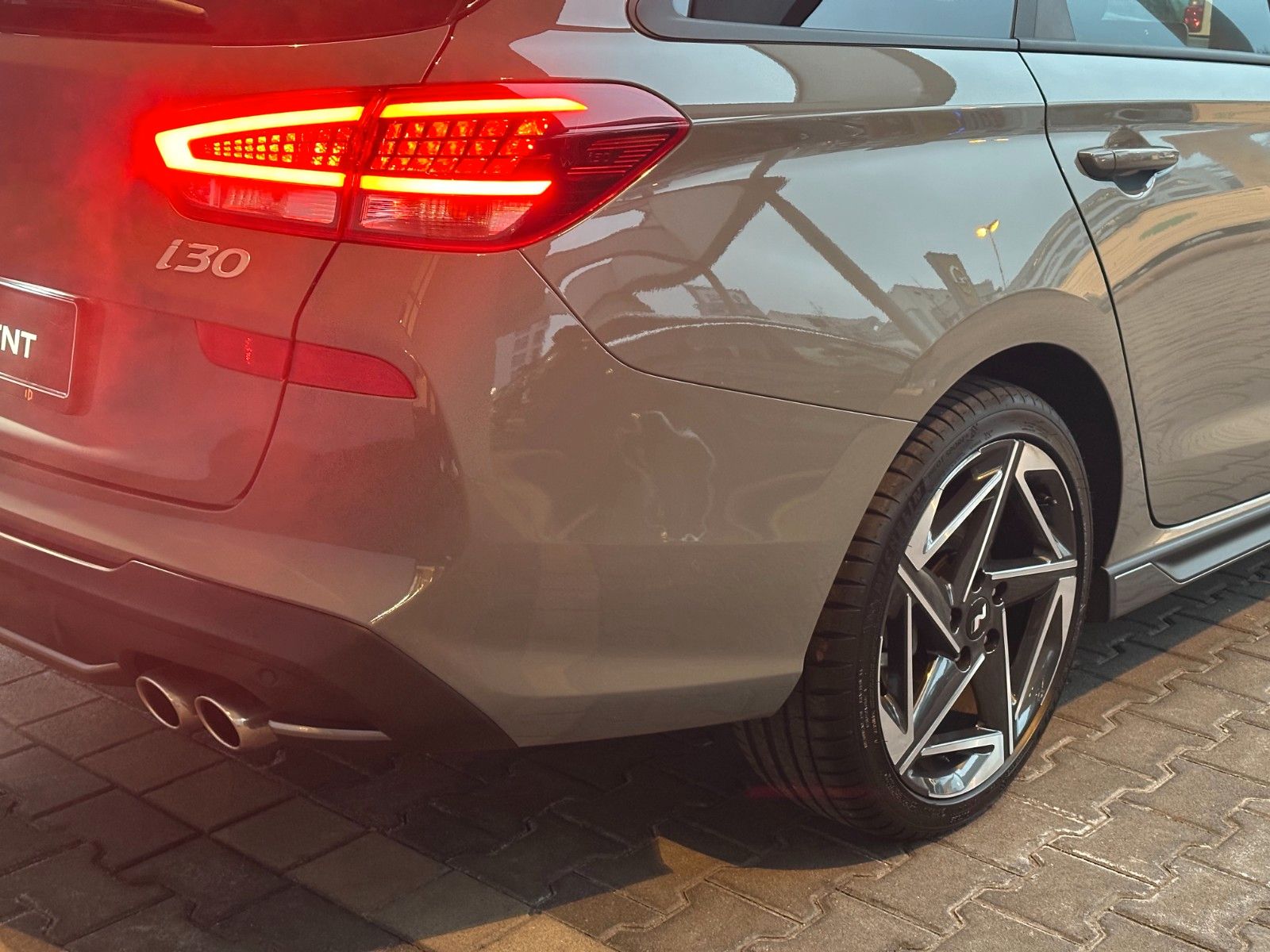 Fahrzeugabbildung Hyundai i30 N-Line Kombi 140PS Panorama/Sitzpaket!