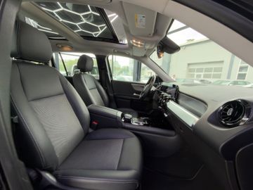 Mercedes GLB 200 - 10