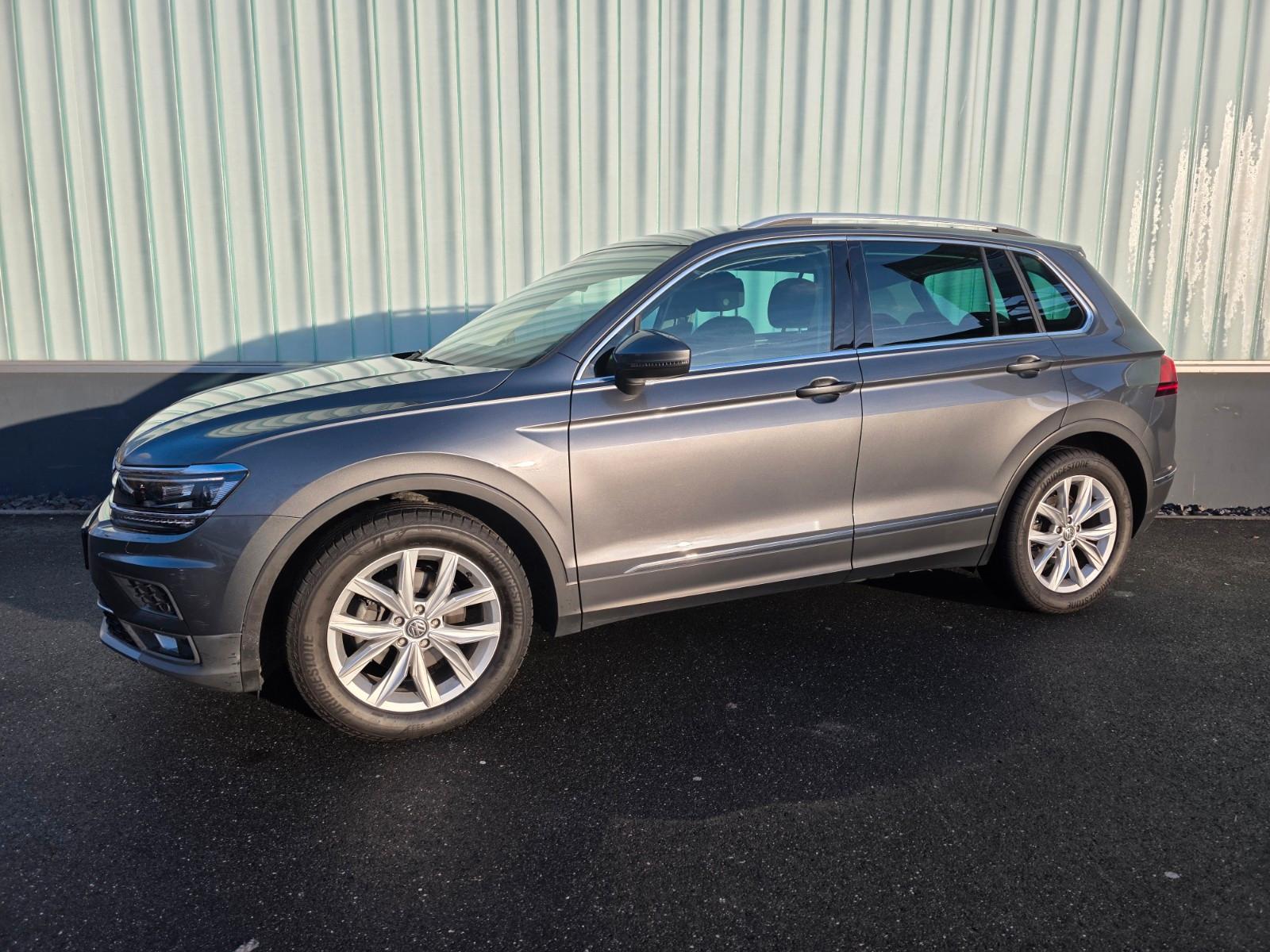 Volkswagen Tiguan Highline/Navi/LED/Paket Plus/ErgoActive