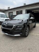 Skoda Kamiq 1.0 TSI DSG 81kW Scoutline  - Skoda Kamiq von privat