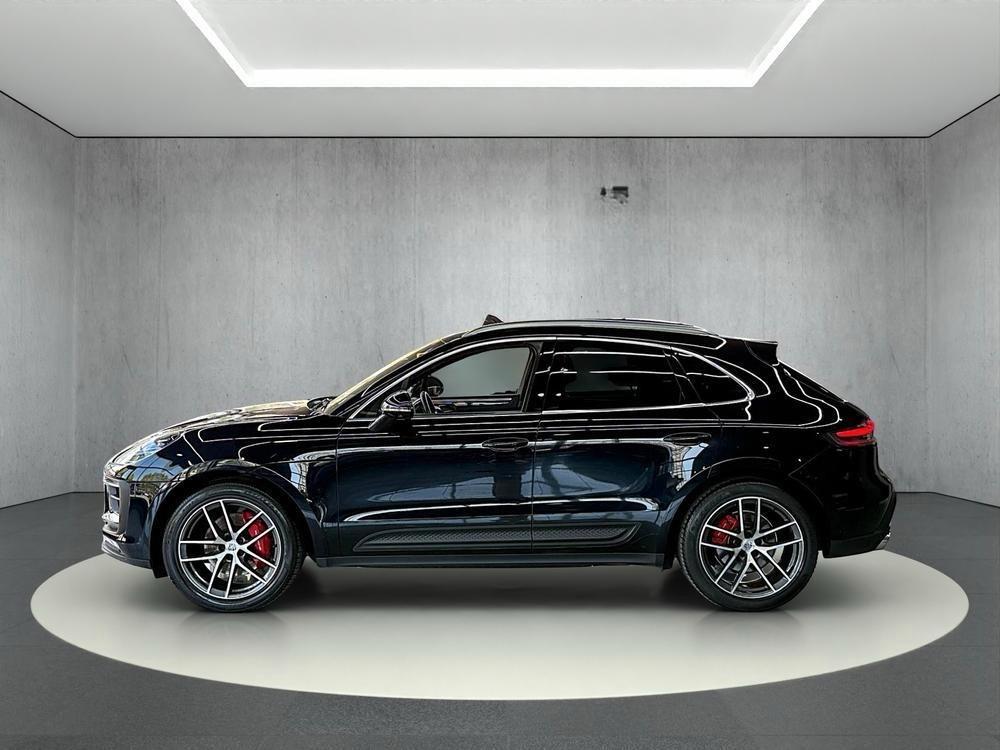 Porsche Macan S    +4917620600444