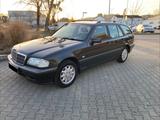 Mercedes-Benz C 220 CDI T CLASSIC S202 - Mercedes-Benz C 220 aus 2000: Cdi