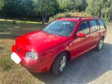 Volkswagen VW Golf 4 Kombi - Volkswagen Golf aus 2004: Kombi