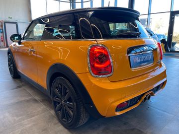 MINI Cooper SD *1.HAND*HEAD-UP*KAM*LED*PDC*TEMP*PANO*