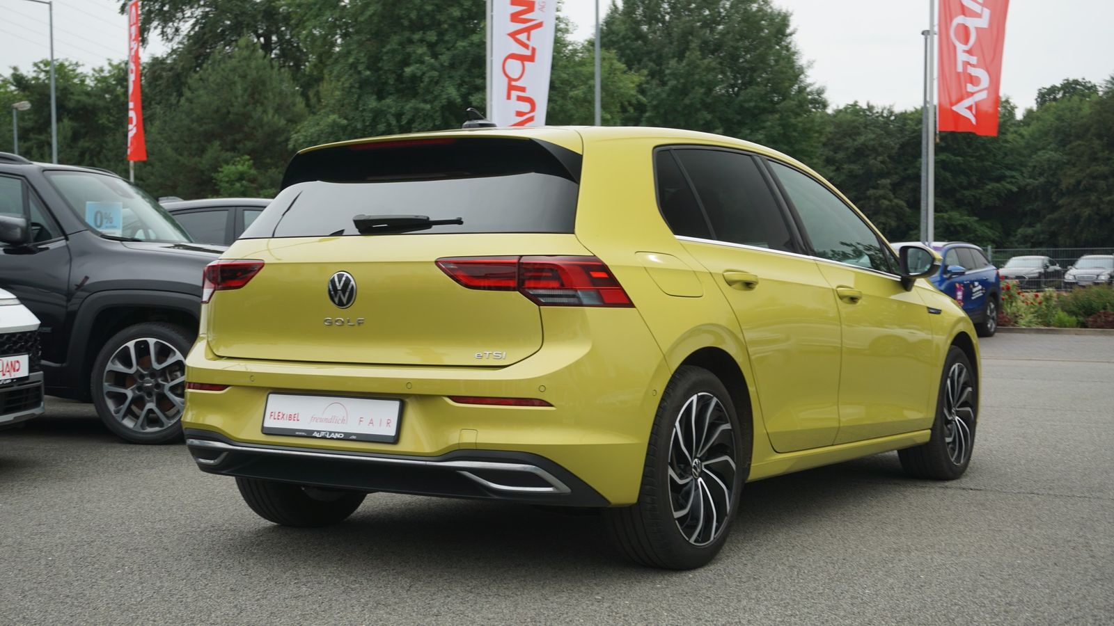 Volkswagen Golf VIII 1.5 eTSI DSG Style LED Navi ACC Kamera foto 5