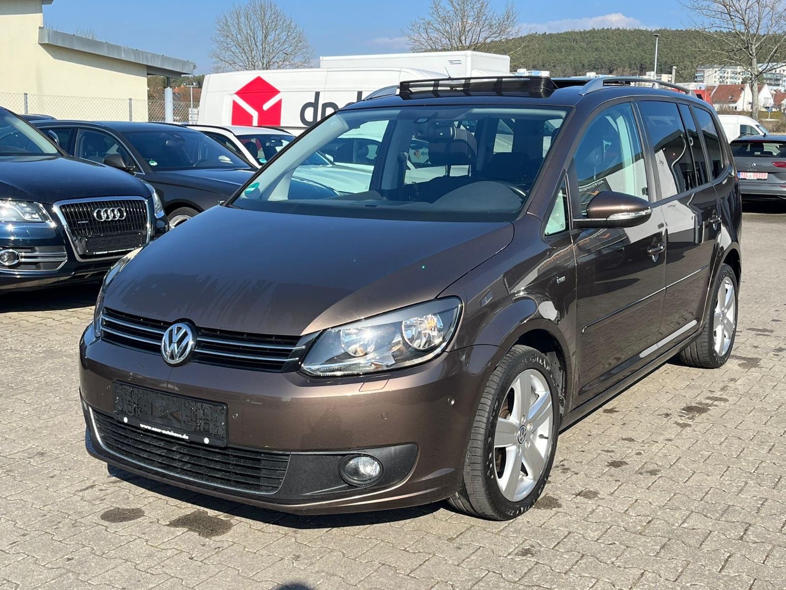 Volkswagen Touran 1.6 TDI Cup 7 Sitze Panorama AHK