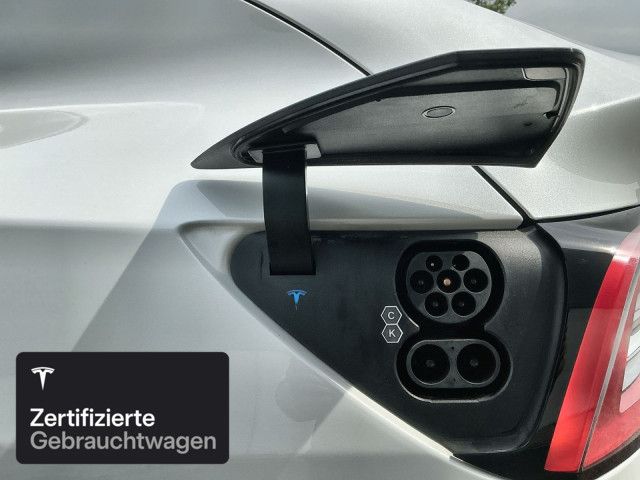Tesla Model Y Long Range AWD foto 19