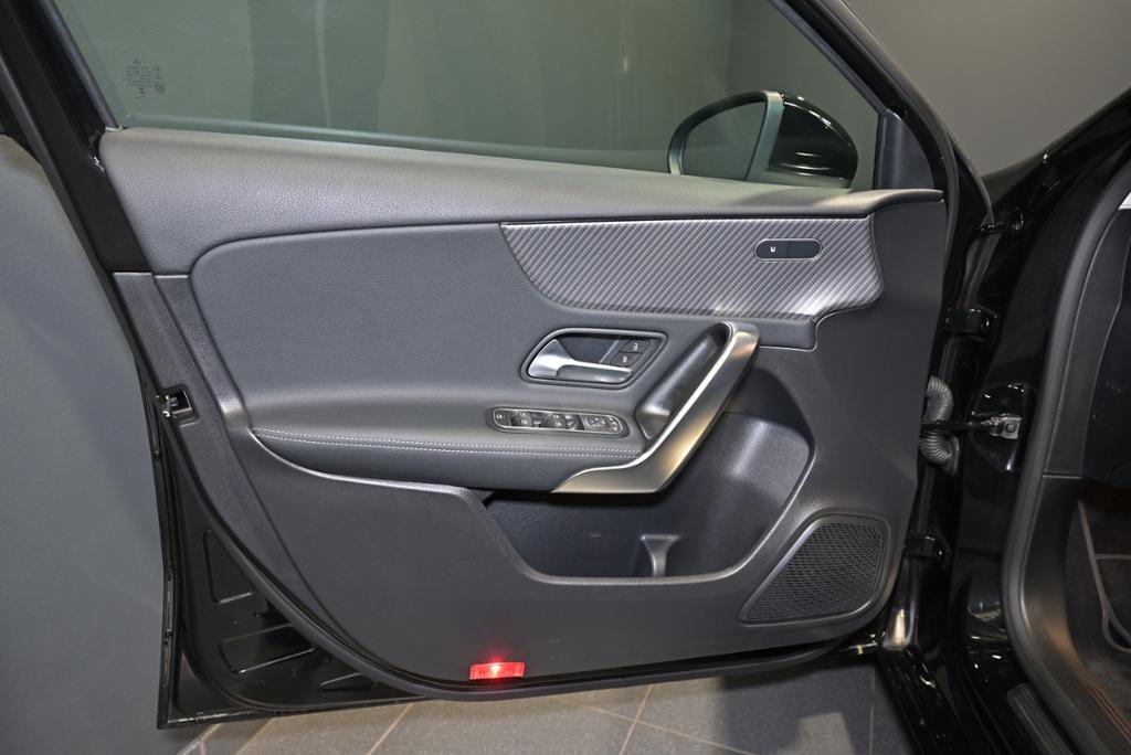 Mercedes-Benz A-Class LED/NAVI/KAMERA, миниатюра 19