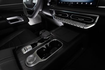 Bild 21 DFSK Andere Rich 9 Pick Up, Pano, LED, SH, USB, Allrad