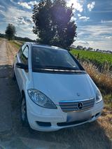 Mercedes-Benz Mersedes A150 - Mercedes-Benz: Mersedes