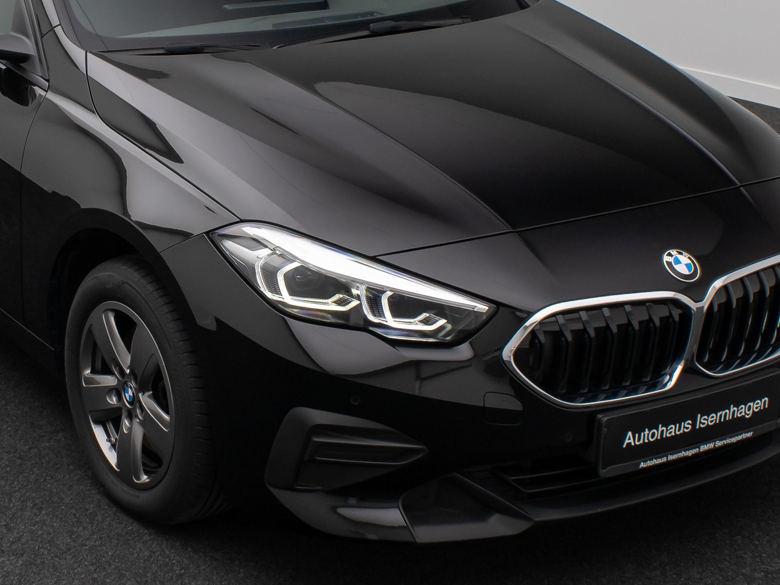 Fahrzeugabbildung BMW 218i Gran Coupé DAB GeschwindigReg PDC LED WLAN