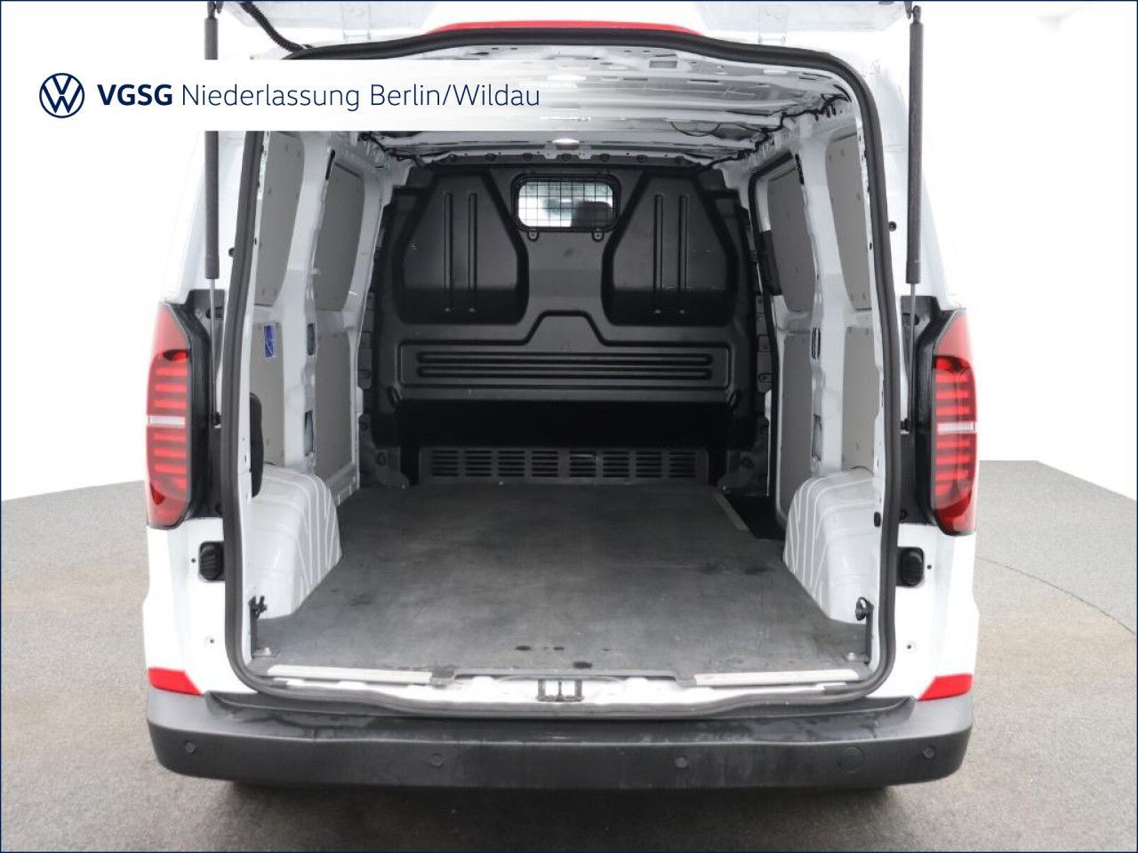 Volkswagen T7 Transporter - Bild 13