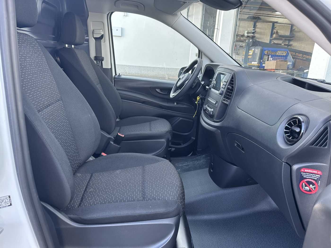 Fahrzeugabbildung Mercedes-Benz eVito 112 Klima Kamera Audio 30 Sitzheiz Tempom.