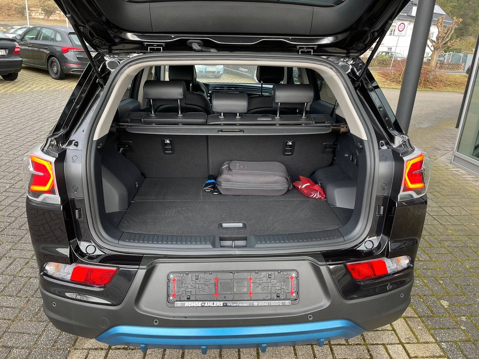 Fahrzeugabbildung Ssangyong Korando e-Motion TITANIUM +LEDER+ABSTANDSPILOT