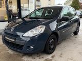 Renault Clio III YAHOO! - Renault Clio: Iii