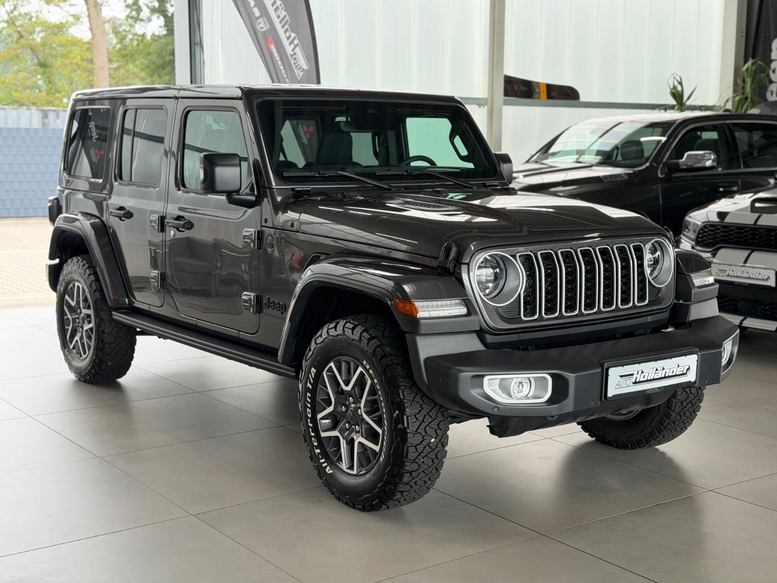 Fahrzeugabbildung Jeep 2.0 Wrangler Unlimited Sahara Leder Top