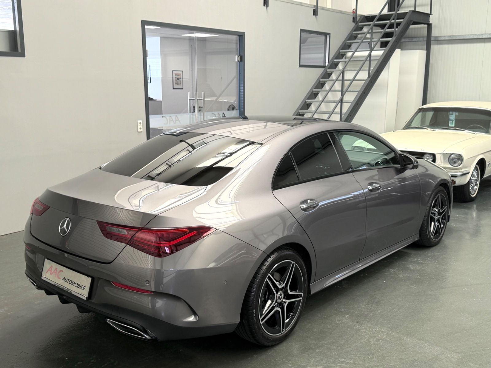 Mercedes-Benz CLA 220 4Matic AMG Line Edition 360° Pano ACC foto 10