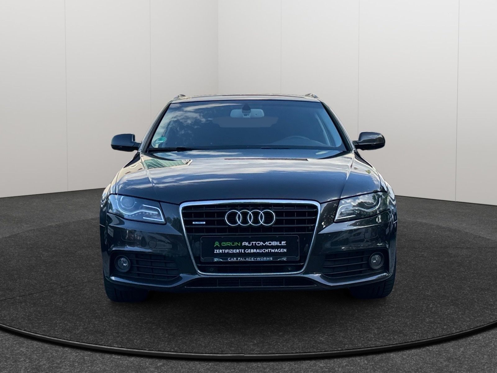 Fahrzeugabbildung Audi A4 Avant Ambition quattro*8Fach Alu*LED*Xenon