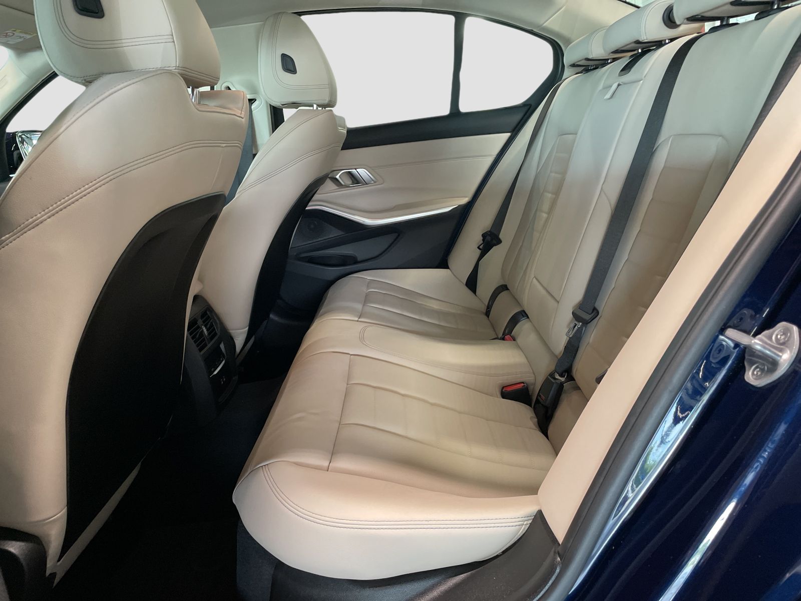 BMW 320 - Bild 12