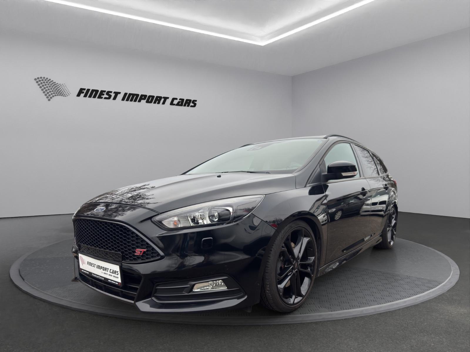 Ford Focus Turnier ST DAB Kamera LED Navi Recaro TUV