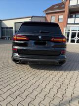 BMW X5 M50 M50i  - BMW X5 M50 mit Benzin-Antrieb: Geländewagen, Automatik