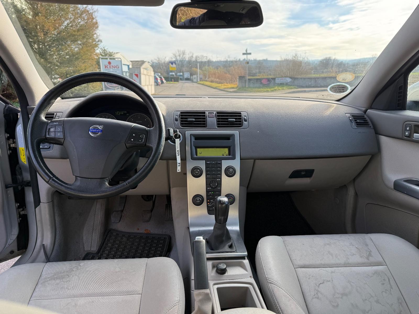Volvo V50 2007 — photo 9