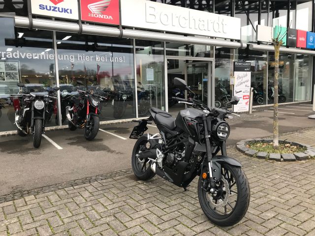 Honda CB125 R 3x auf Lager