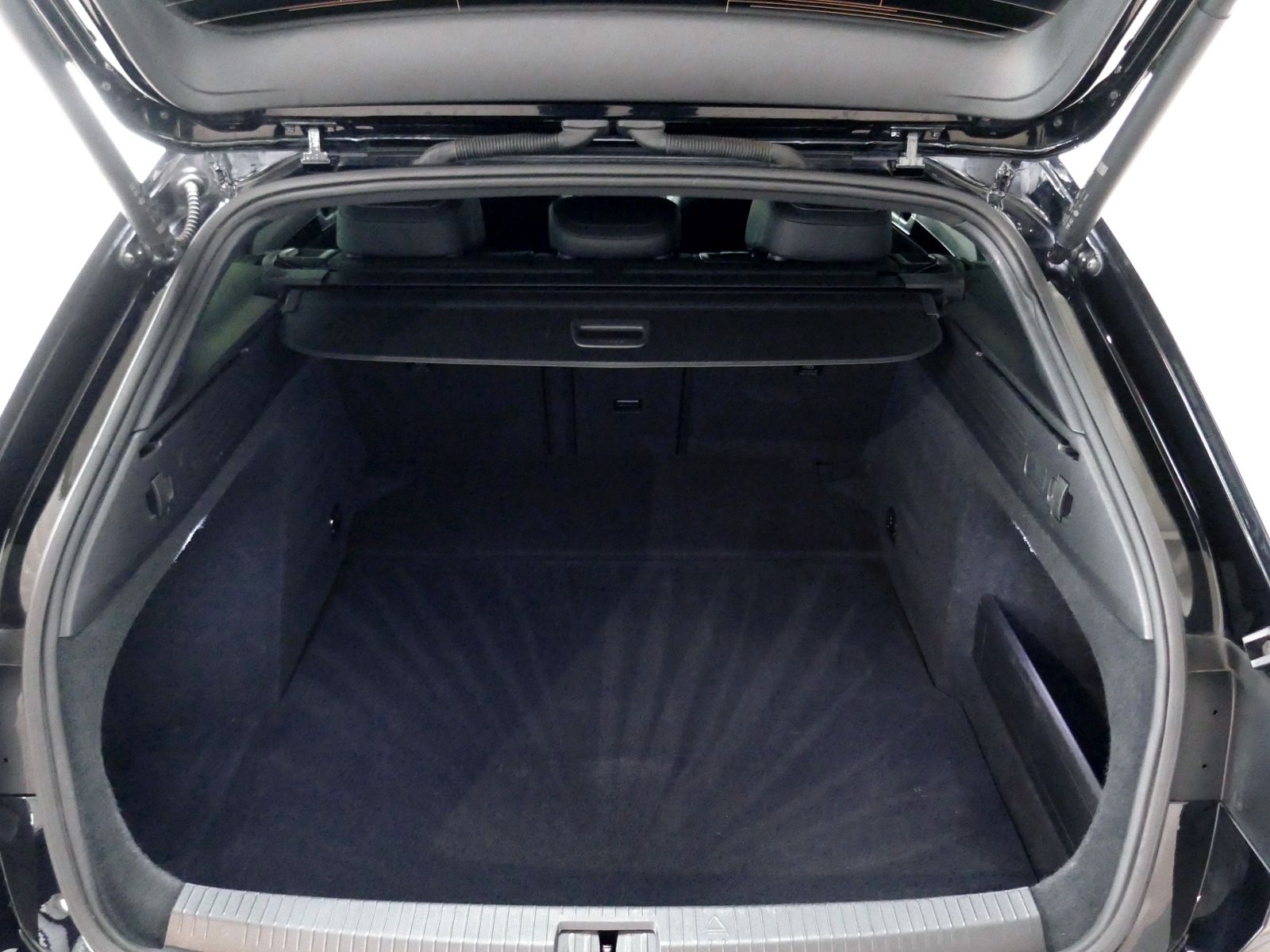 Fahrzeugabbildung Volkswagen Arteon SB R-Line 2.0 TDI DSG | LED RFK ACC