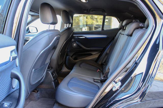 BMW X2 xDrive 18d M Sport / BUSINESS / H&K / DDC