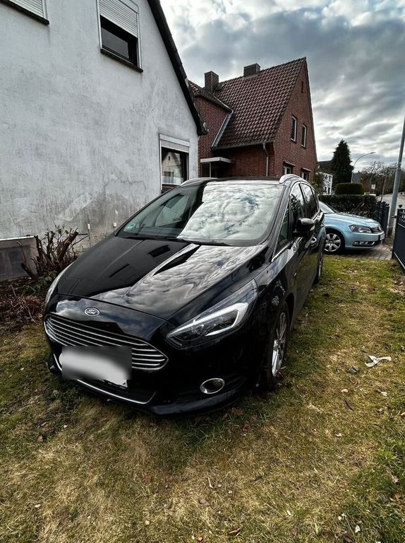 Image of Ford S-Max