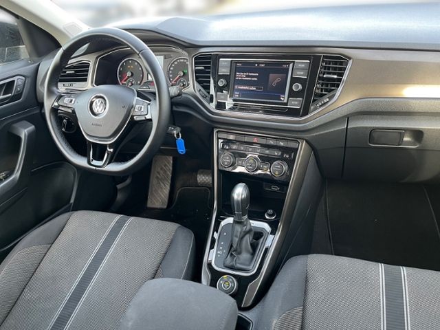 Fahrzeugabbildung Volkswagen T-Roc 1.5 TSI DSG 4MOTION STYLE LED ASSISTENZ-PL