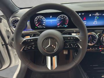 Mercedes CLA 180 - 11