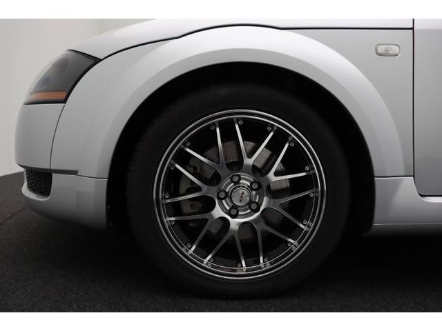 Fahrzeugabbildung Audi TT RoadsterCabrio1.8T