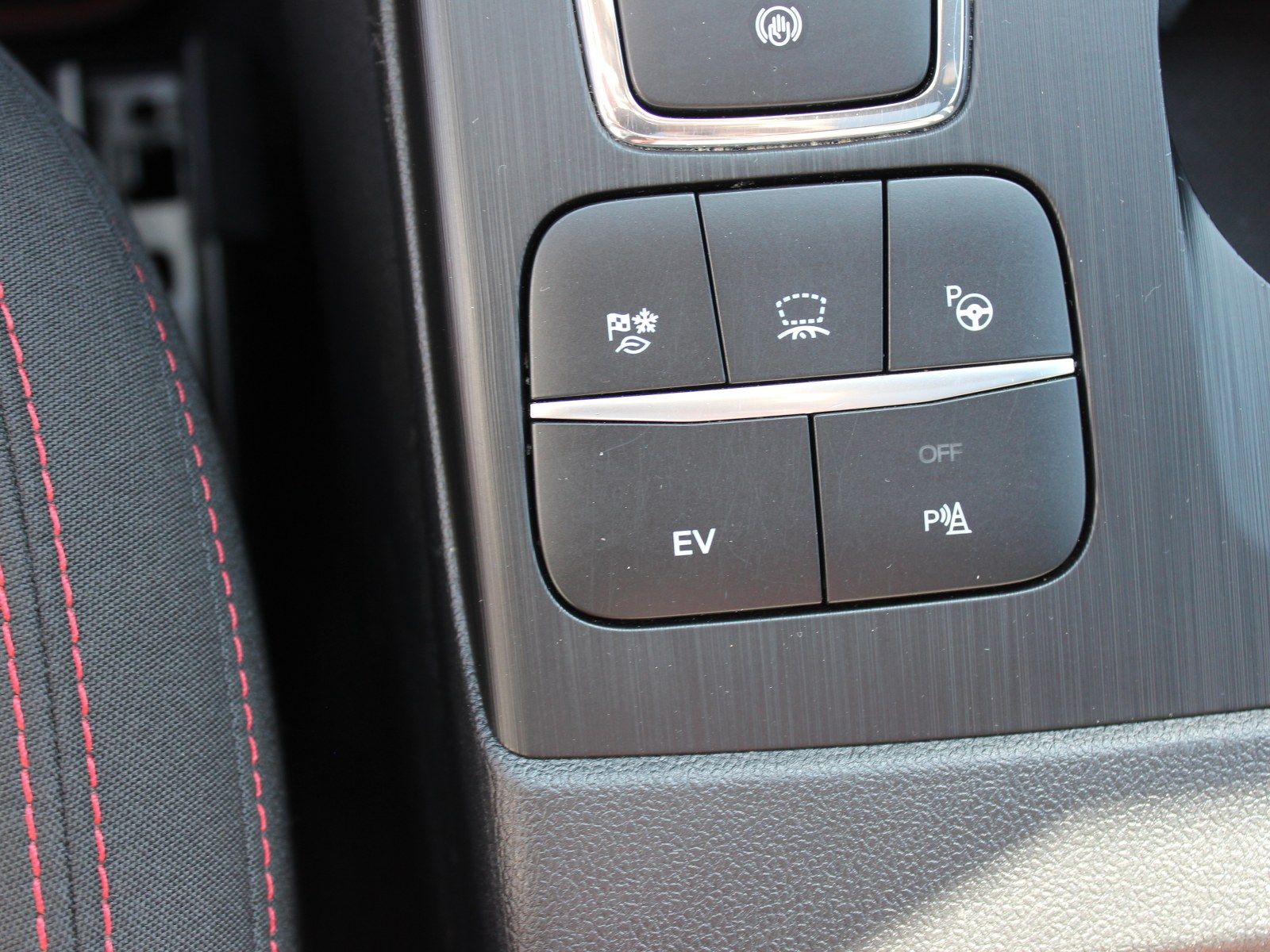 Fahrzeugabbildung Ford Kuga Plug-In Hybrid ST-Line 2,5 Duratec
