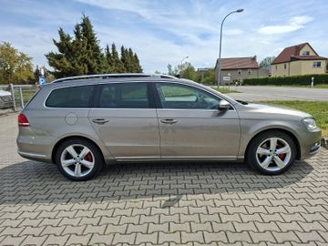 Volkswagen Passat Variant - 4