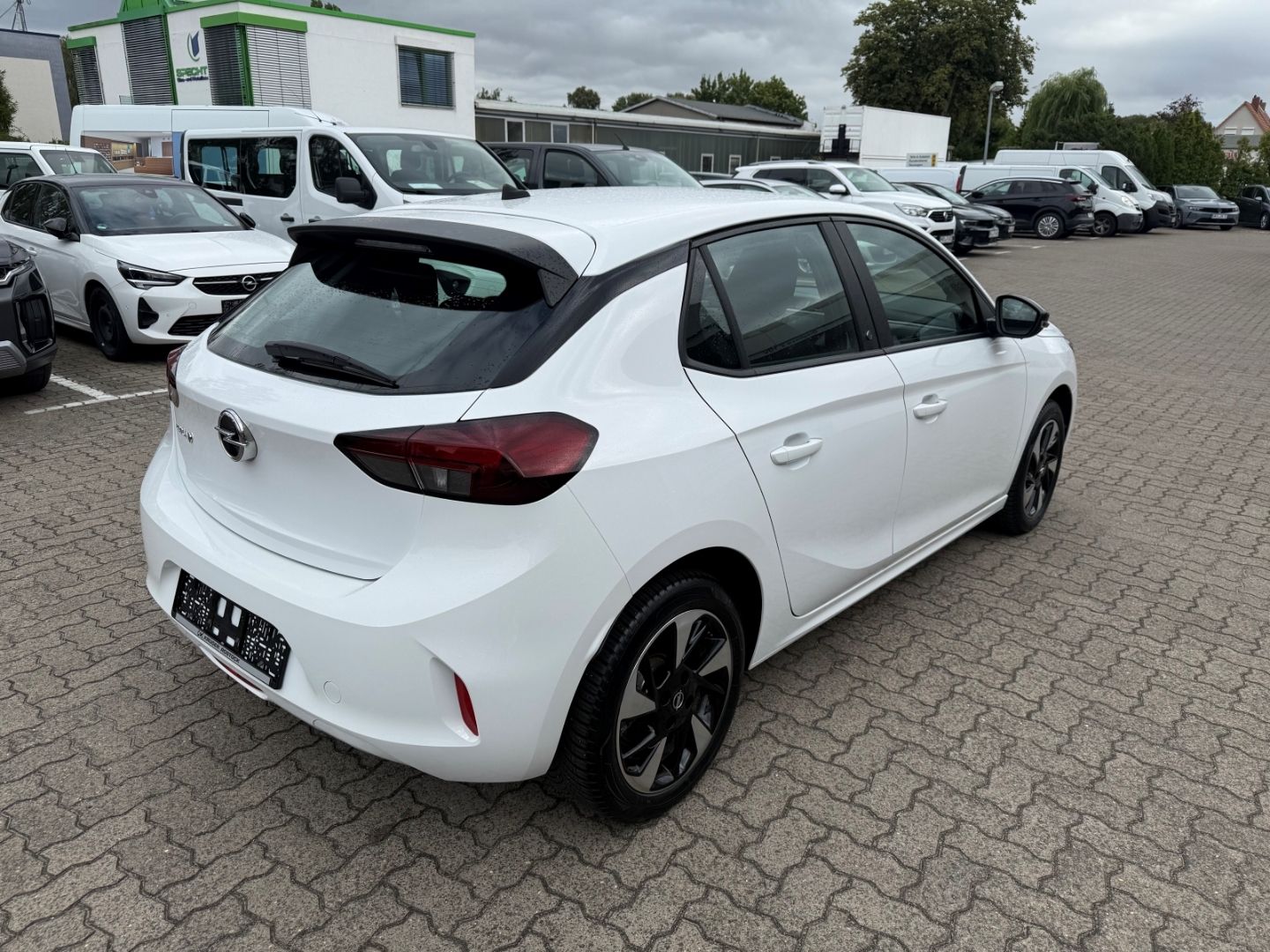 Fahrzeugabbildung Opel Corsa-e F Edition kleiner Cityflitzer