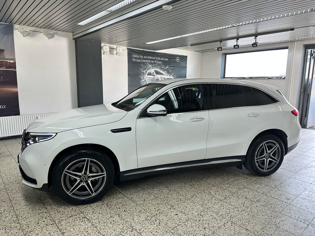 Image of Mercedes-Benz EQC