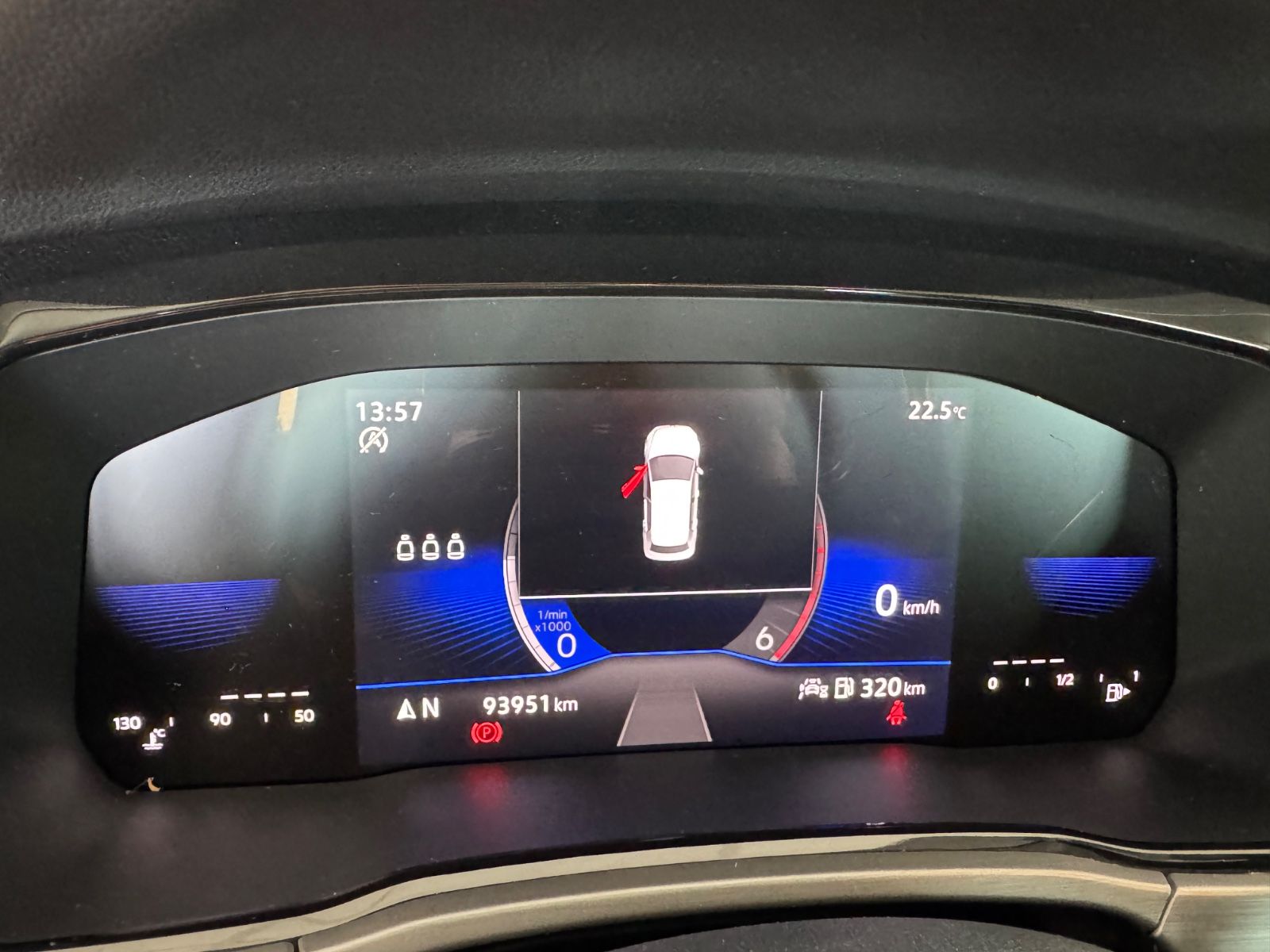 Fahrzeugabbildung Volkswagen Touran Comfortline/ACC/AHK/PDC/Navi/Massage/1H