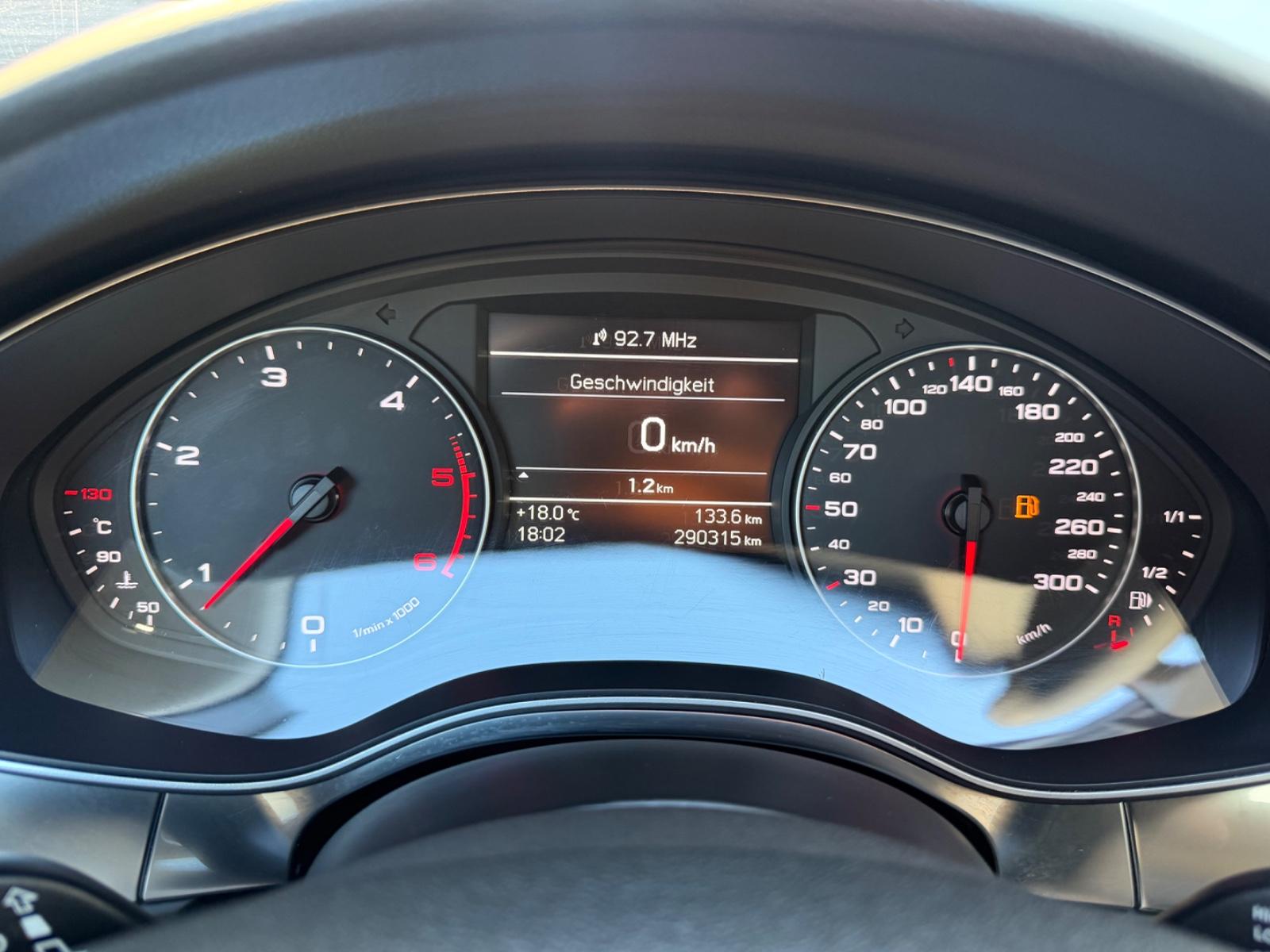 Audi A6 2012 — photo 20