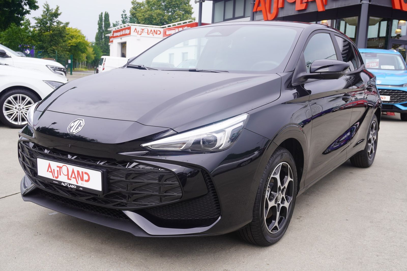MG3 1.5 Hybrid Luxury Aut. LED ACC Navi 360° imagem 2