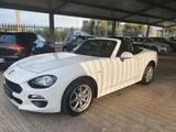 Fiat 124 Spider 124 spider 1.4 MultiAir - weiße Fiat 124 Spider