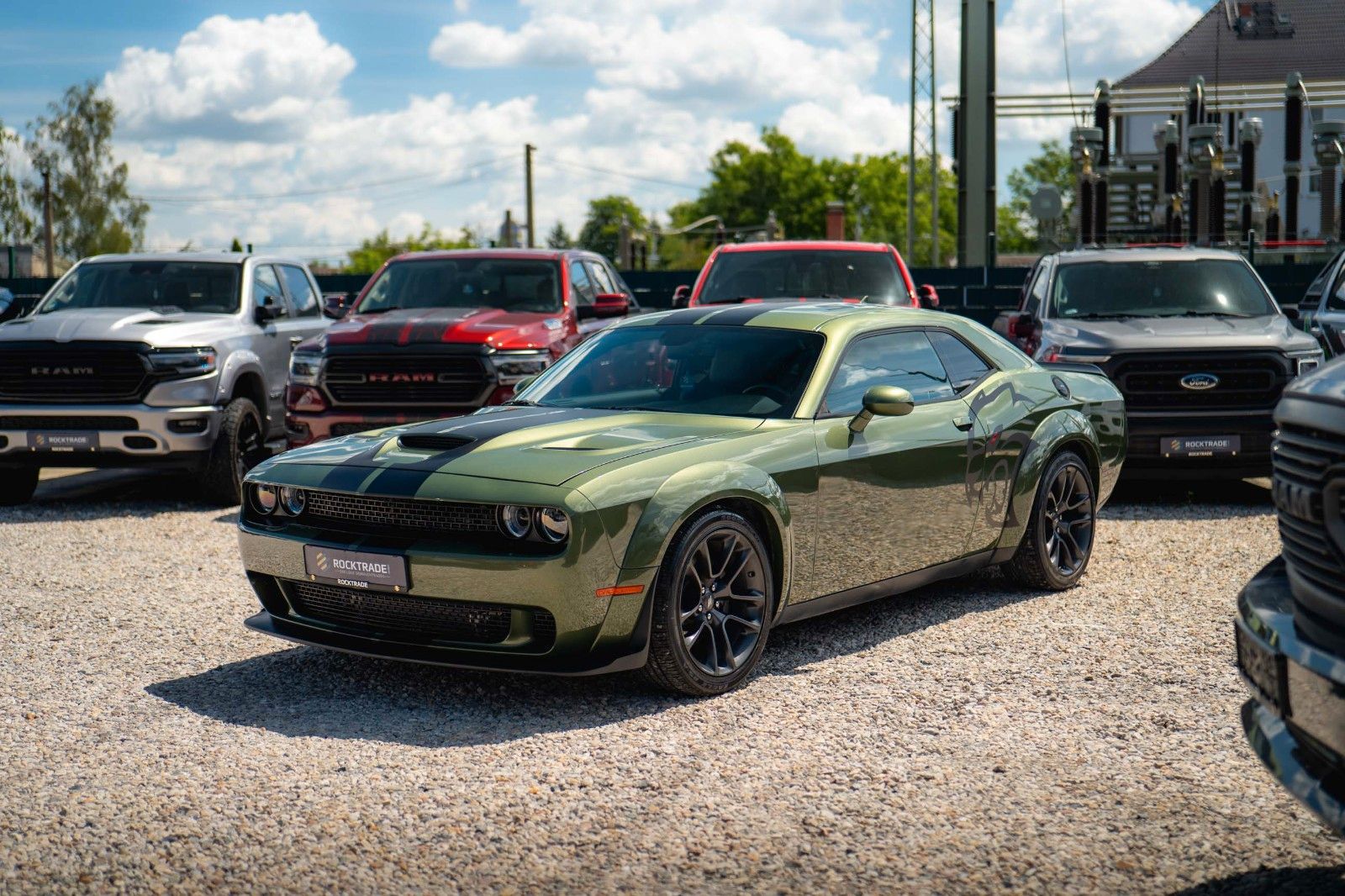 Fahrzeugabbildung Dodge Challenger 6.4 V8 SRT 392 R/T SCAT PACK WIDEBODY