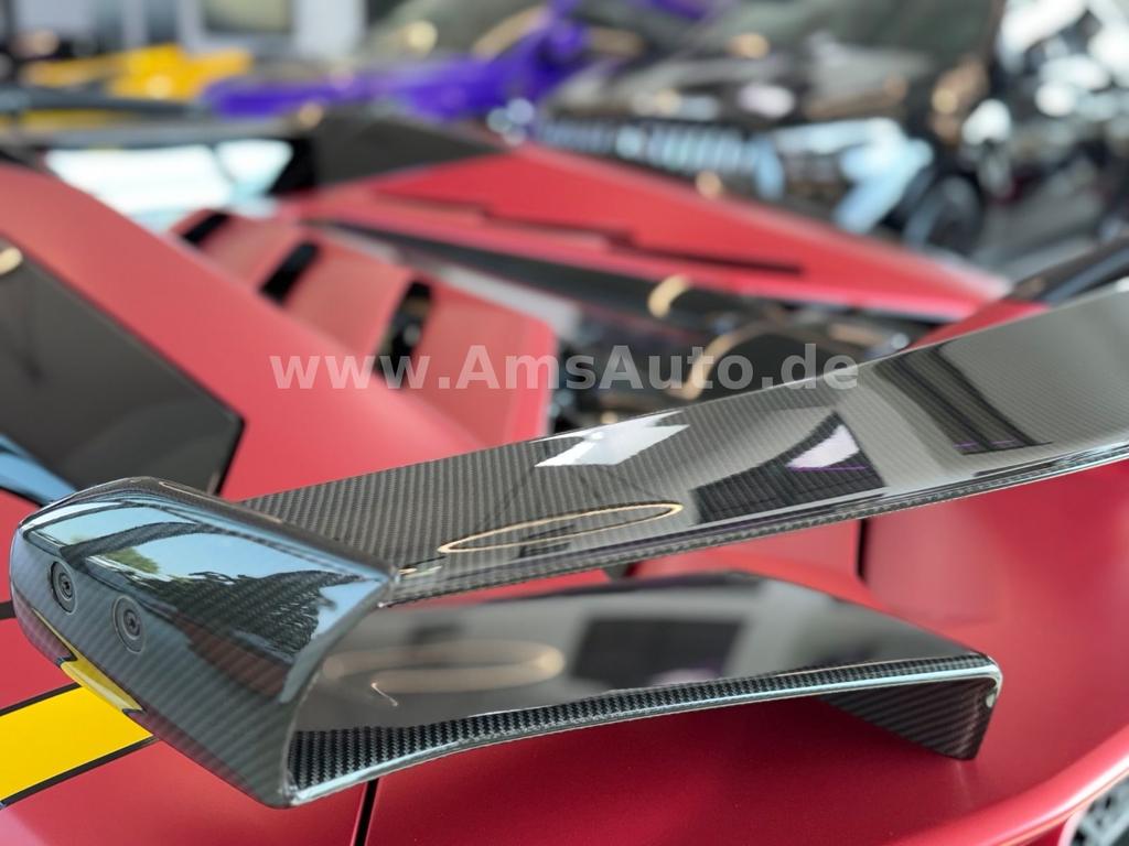 Lamborghini Aventador