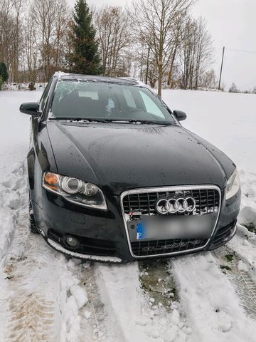 Audi A4 *Quattro*  2.0 B7 S4