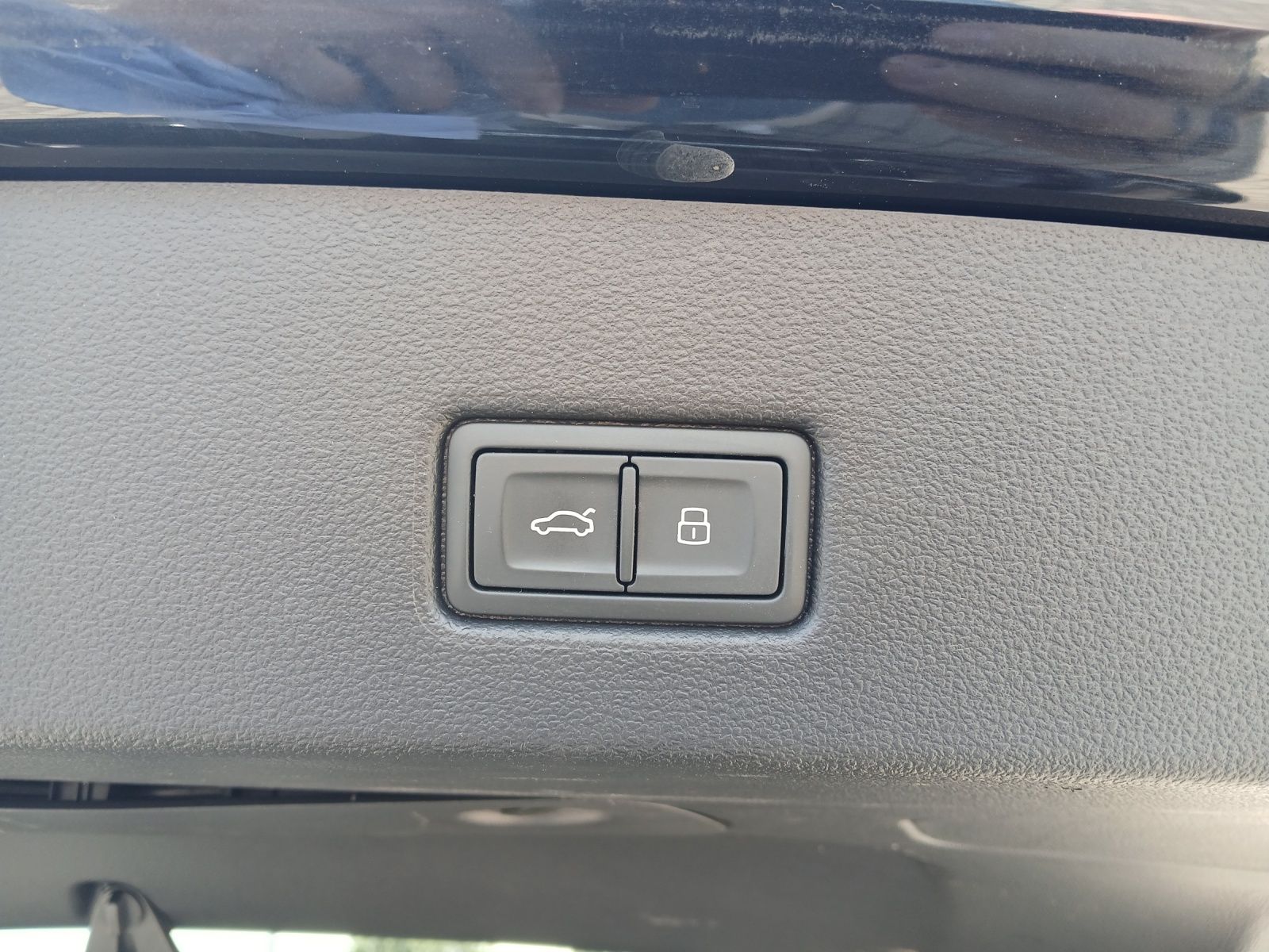 Fahrzeugabbildung Audi A7 Sportback 45 TFSI S-tronic Matrix STH AVC ACC