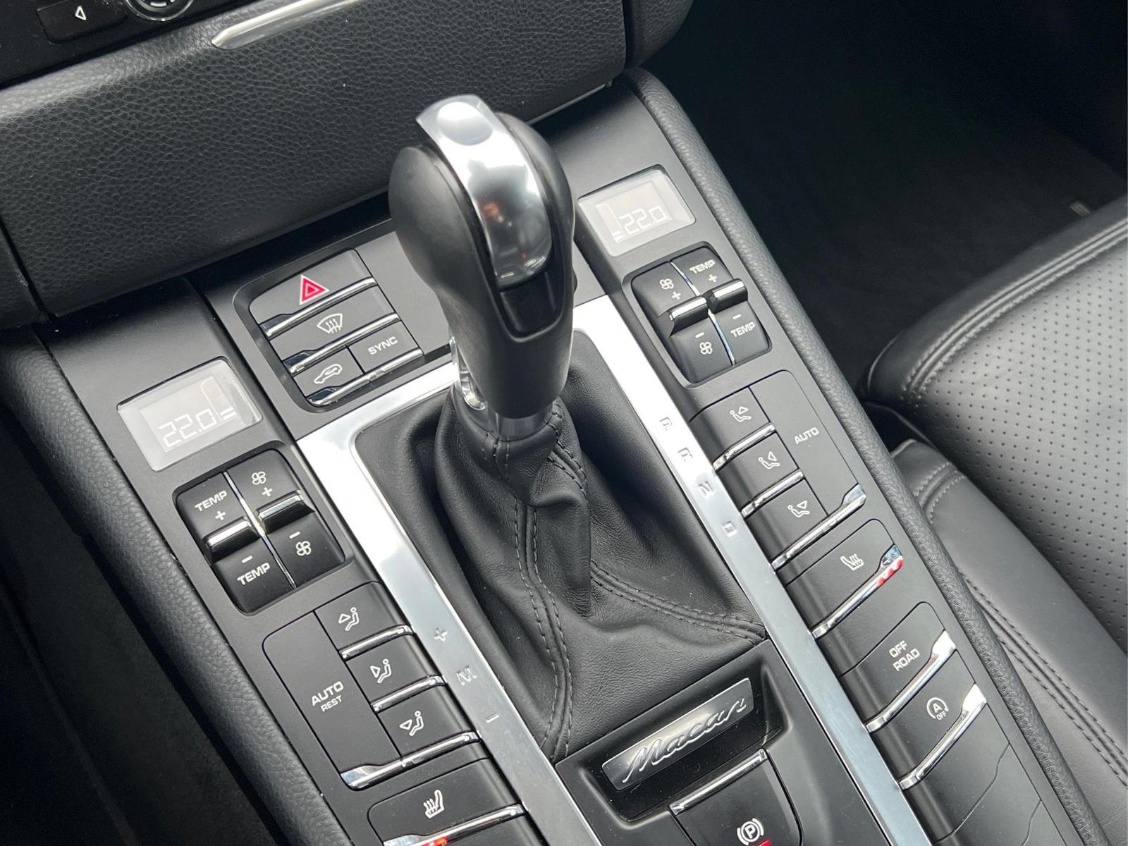 Porsche PCM