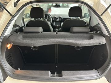Fotografie des Opel Adam 1.4 Start/Stop Jam