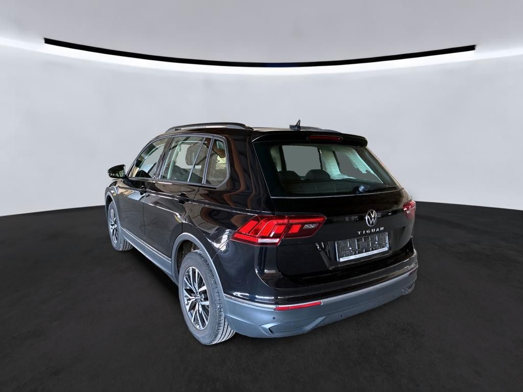 Fahrzeugabbildung Volkswagen Tiguan Life TDI DSG AHK NAVI KAMERA LED GJ  1.HD